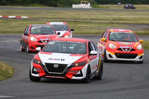 Galeries photos Coupe Sentra Cup Nissan