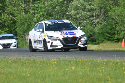 Coupe Nissan Sentra Cup en photos, 20-22 juin | Atlantic Motorsport Park, Shubénacadie<BR> Nouvelle-Écosse - Photo ID No.N70-2508250150180